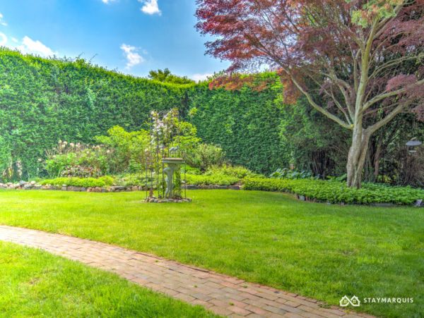 Hamptons Home 1020727