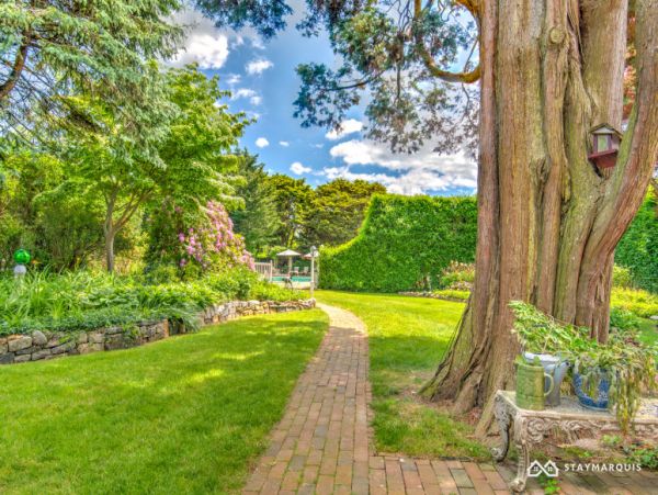 Hamptons Home 1020727
