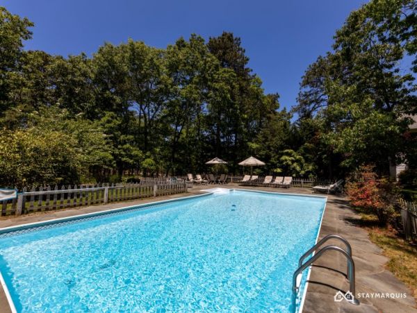 Hamptons Home 1020728