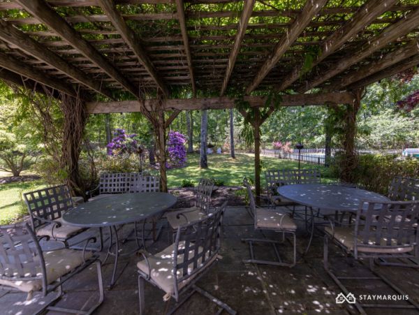Hamptons Home 1020728