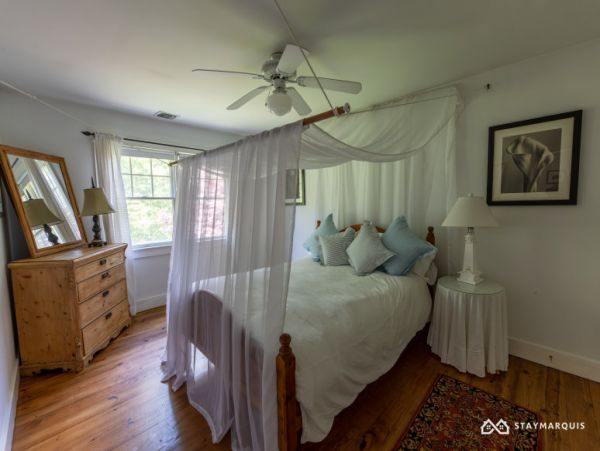 Hamptons Home 1020728