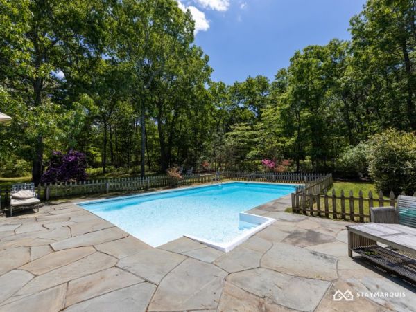 Hamptons Home 1020728