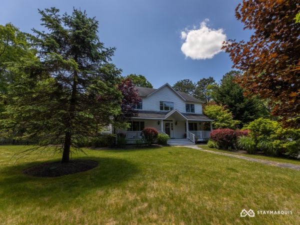 Hamptons Home 1020728