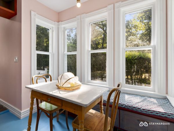 Hamptons Home 1020729