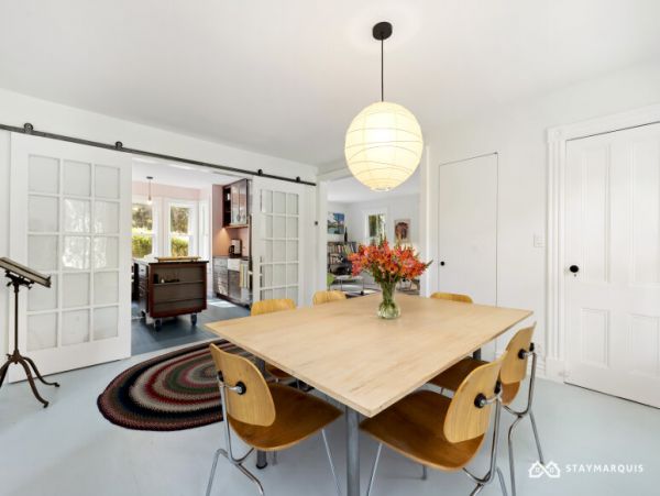 Hamptons Home 1020729
