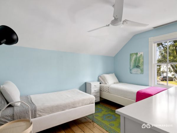 Hamptons Home 1020729