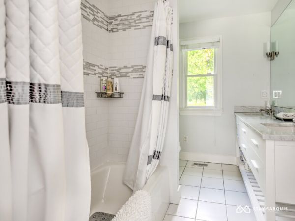 Hamptons Home 1020732