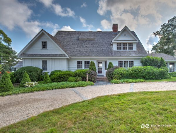 Hamptons Home 1020733