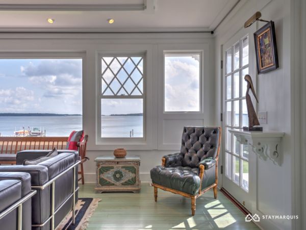 Hamptons Home 1020733