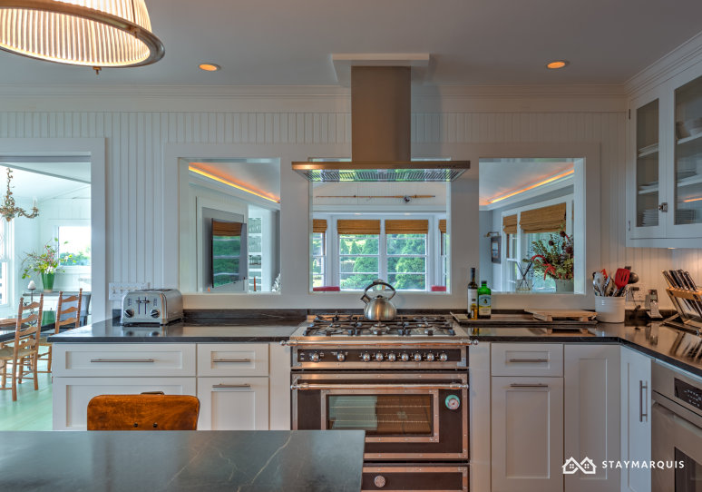 Hamptons Home 1020733