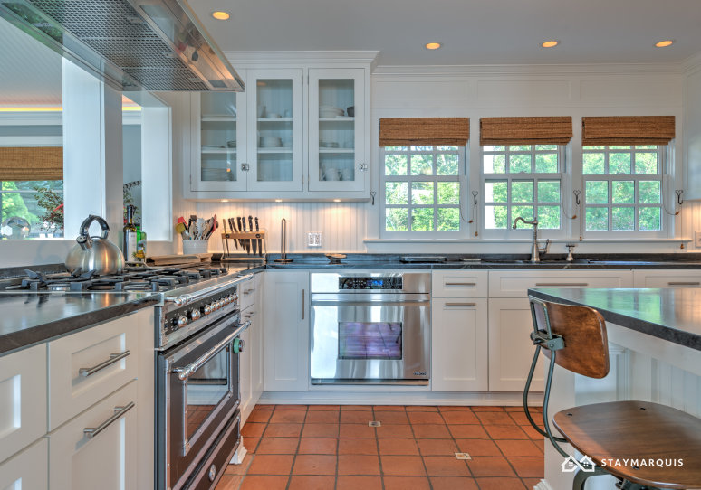 Hamptons Home 1020733