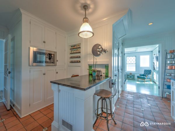 Hamptons Home 1020733