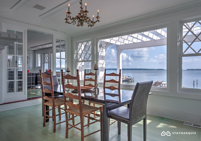 Hamptons Home 1020733