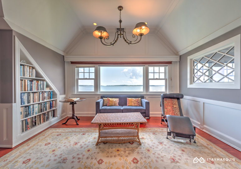 Hamptons Home 1020733