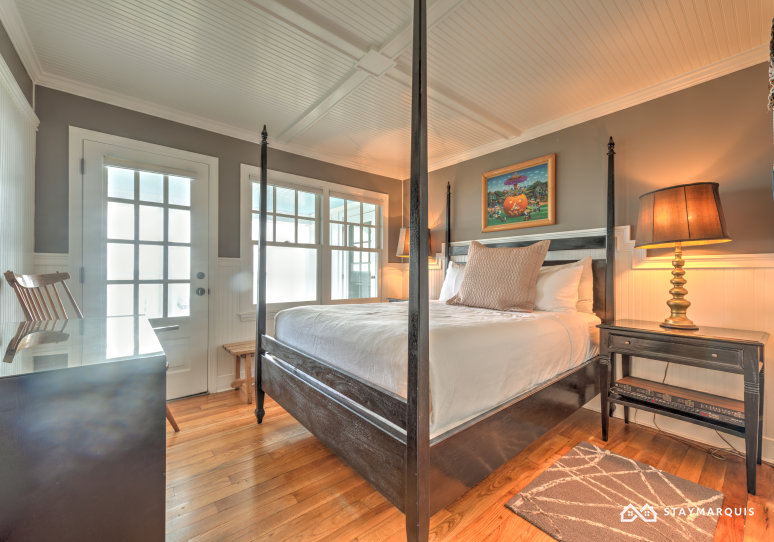 Hamptons Home 1020733