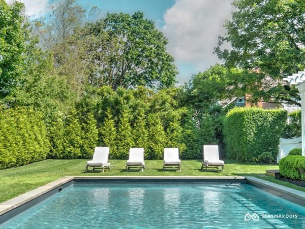Hamptons Home 1020734