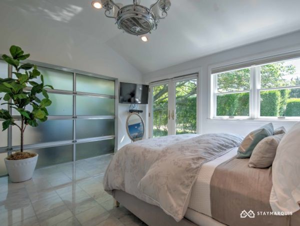 Hamptons Home 1020734