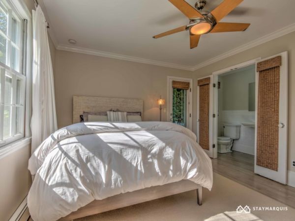 Hamptons Home 1020734