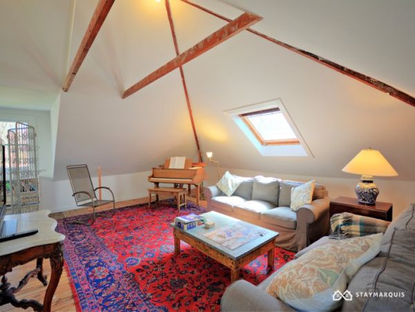 Hamptons Home 1020735