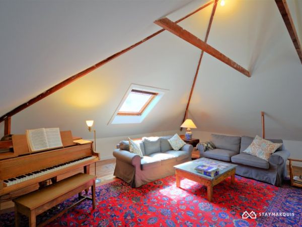 Hamptons Home 1020735