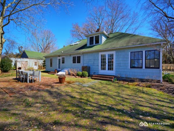 Hamptons Home 1020735