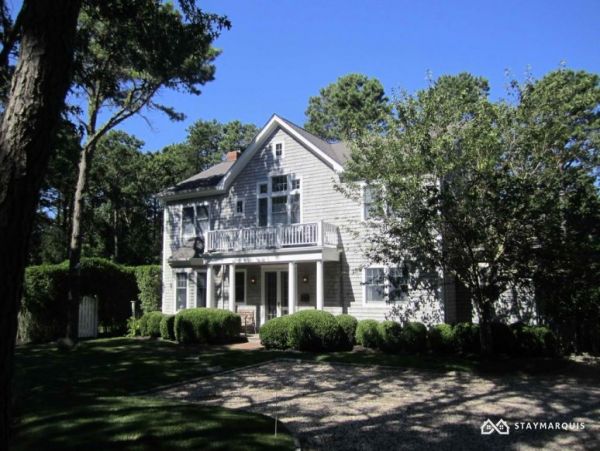 Hamptons Home 1020736