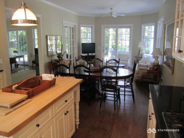 Hamptons Home 1020736