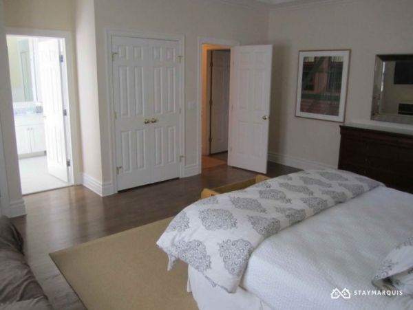 Hamptons Home 1020736