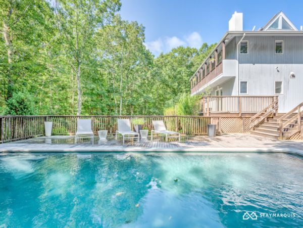 Hamptons Home 1020738
