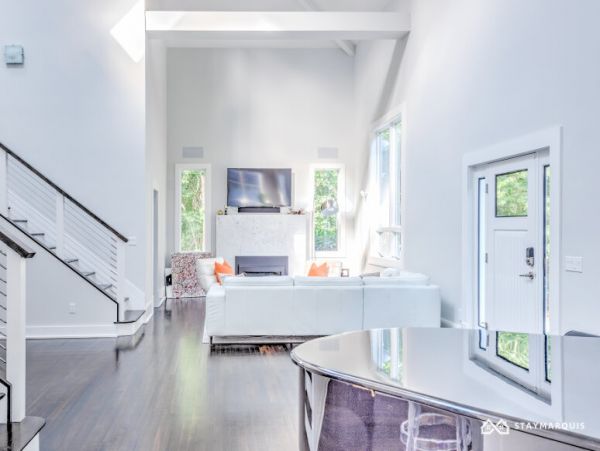 Hamptons Home 1020738