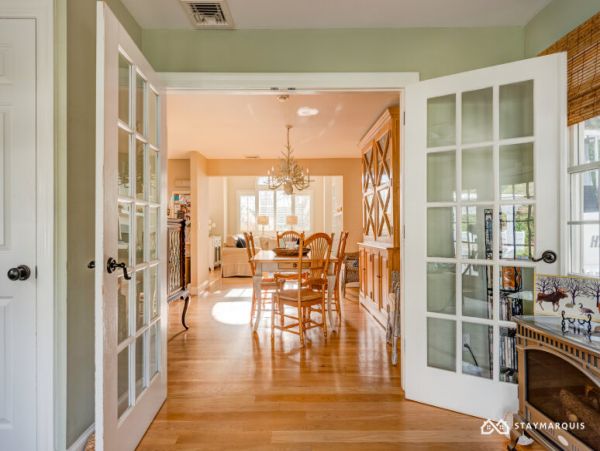 Hamptons Home 1020739