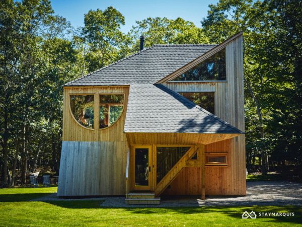 Hamptons Home 1020740