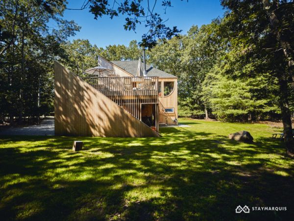 Hamptons Home 1020740