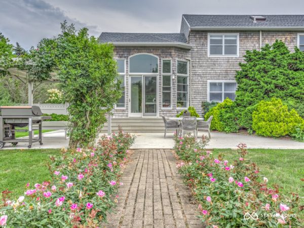 Hamptons Home 1020741
