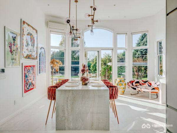 Hamptons Home 1020741