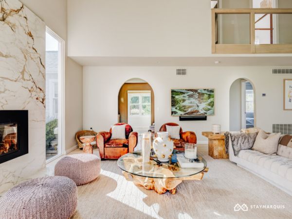 Hamptons Home 1020741