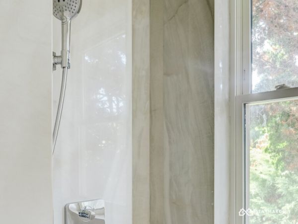 Hamptons Home 1020741