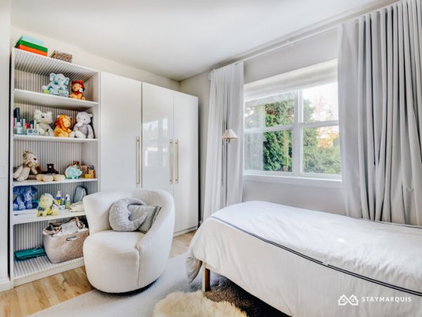 Hamptons Home 1020741