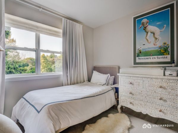 Hamptons Home 1020741