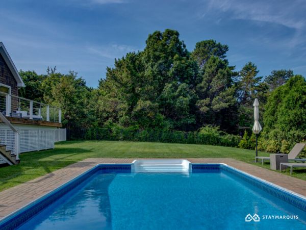 Hamptons Home 1020742