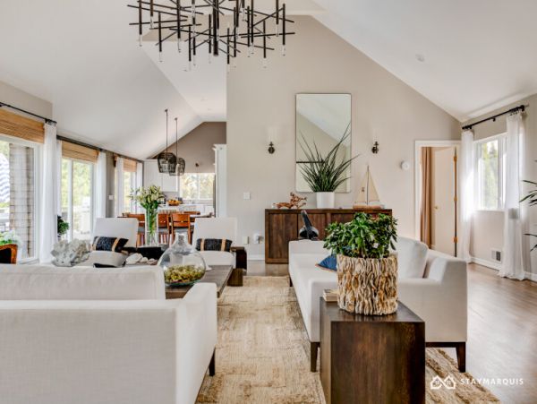 Hamptons Home 1020742