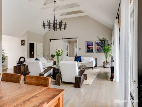 Hamptons Home 1020742