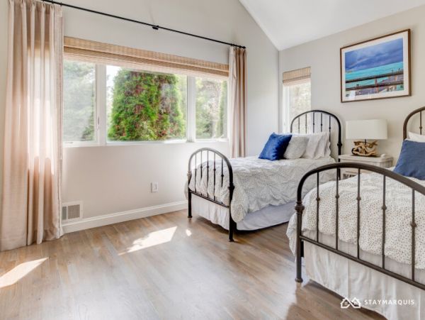 Hamptons Home 1020742