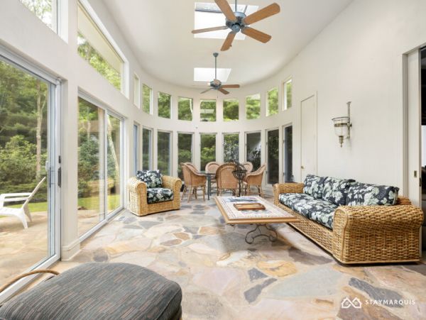 Hamptons Home 1020743