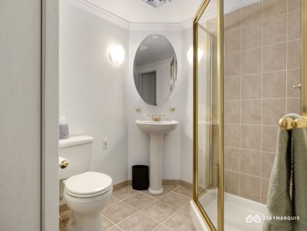 Hamptons Home 1020743
