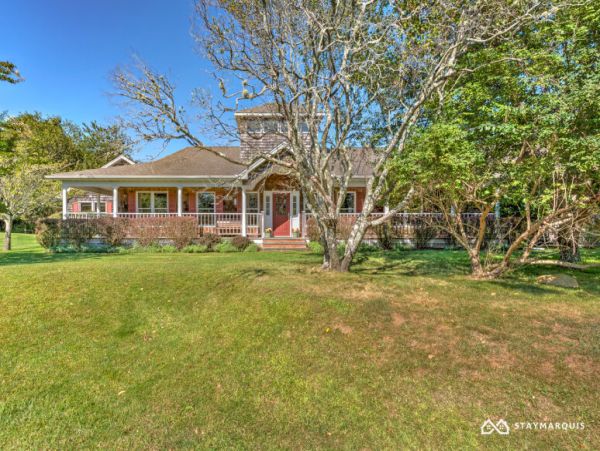 Hamptons Home 1020744