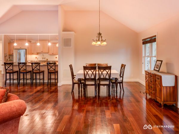 Hamptons Home 1020744