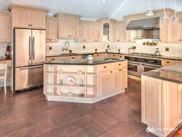 Hamptons Home 1020744