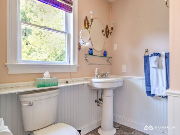 Hamptons Home 1020744