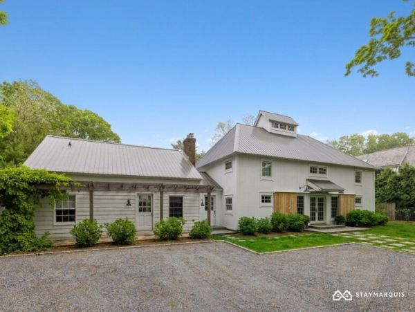 Hamptons Home 1020745
